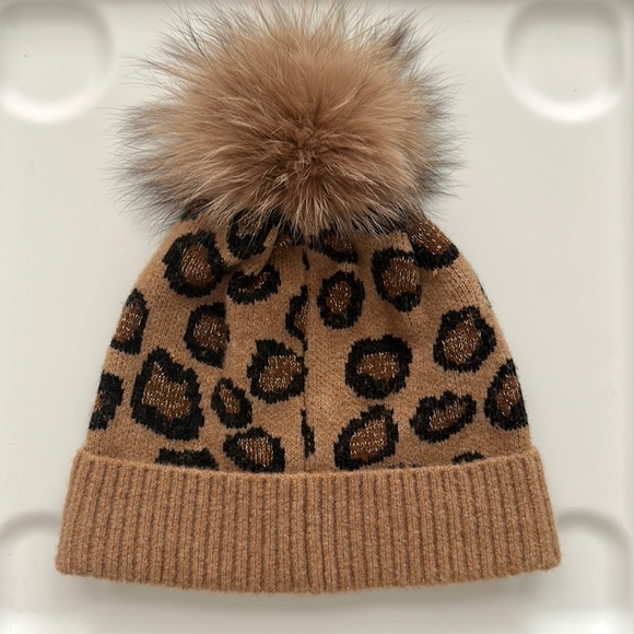 Cashmere Beanie - Picture 3 of 4